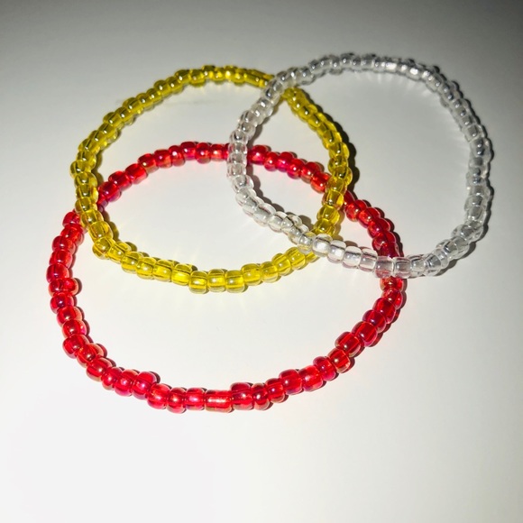 Set of 3  Handmade bead Bracelets - Picture 2 of 2